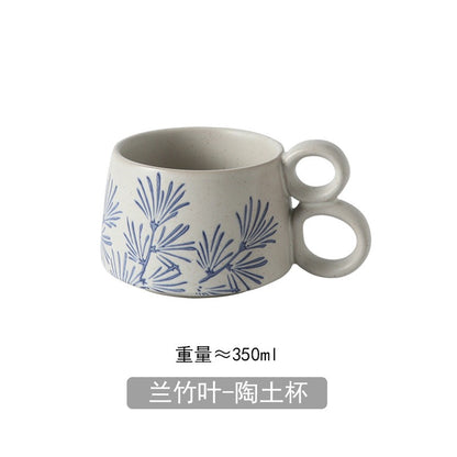 Hand-painted blue and white glazed mugs, retro rough pottery creative household water cups, underglaze colored coffee