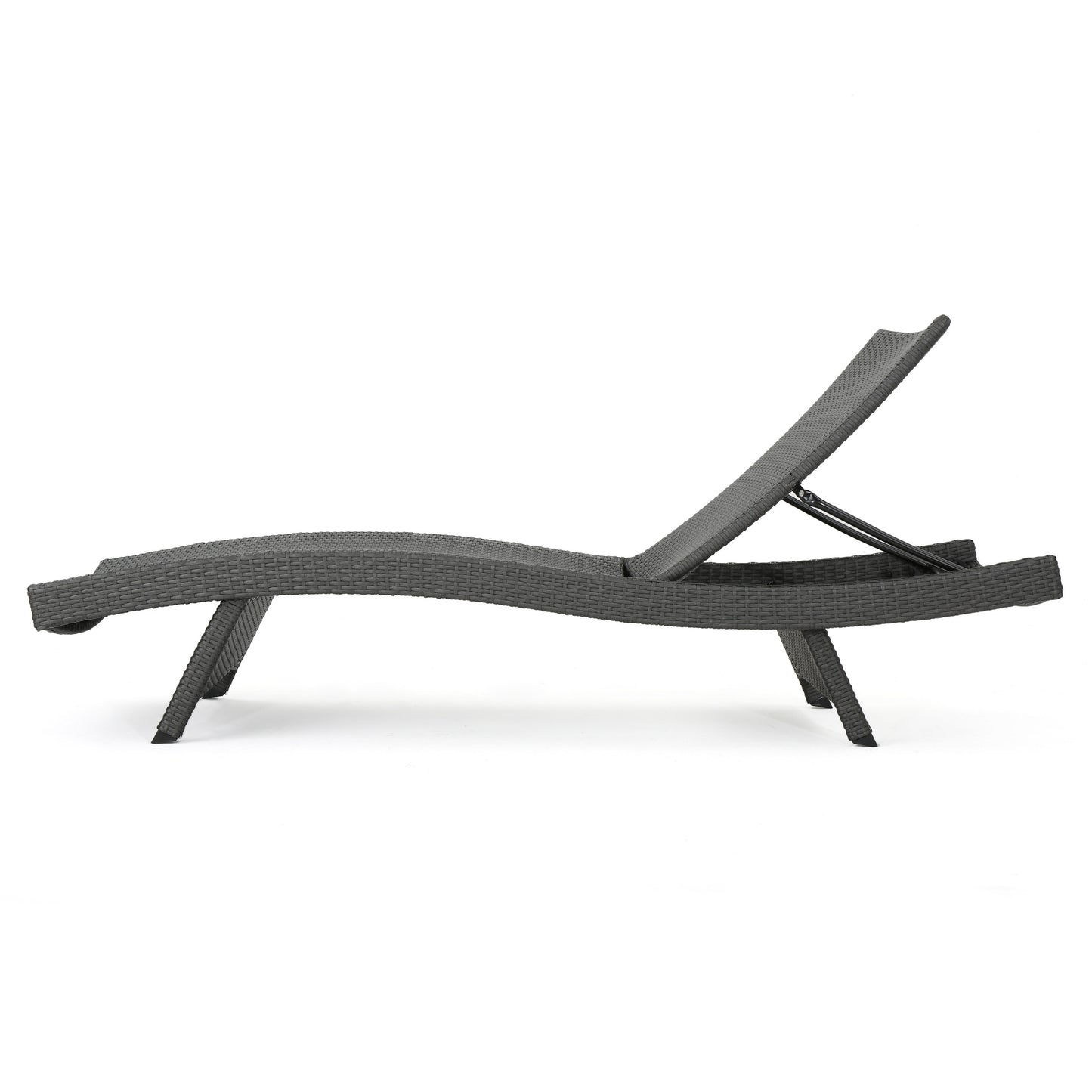 Salem PE Wicker Chaise Lounge, Perfect for Outdoor Relaxation and Lounging