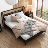 Moderna cama tamaño queen con plataforma de madera de ratán Cannage, acabado negro para dormitorios elegantes