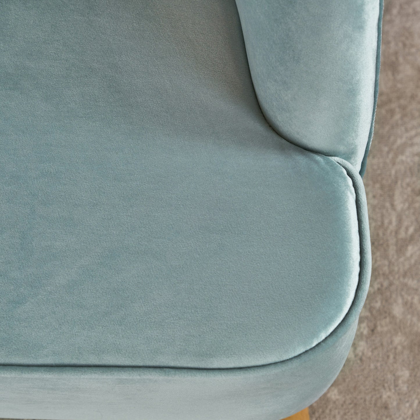 Velvet Chair, Luxurious Upholstered Design for Modern Living Rooms and Bedrooms