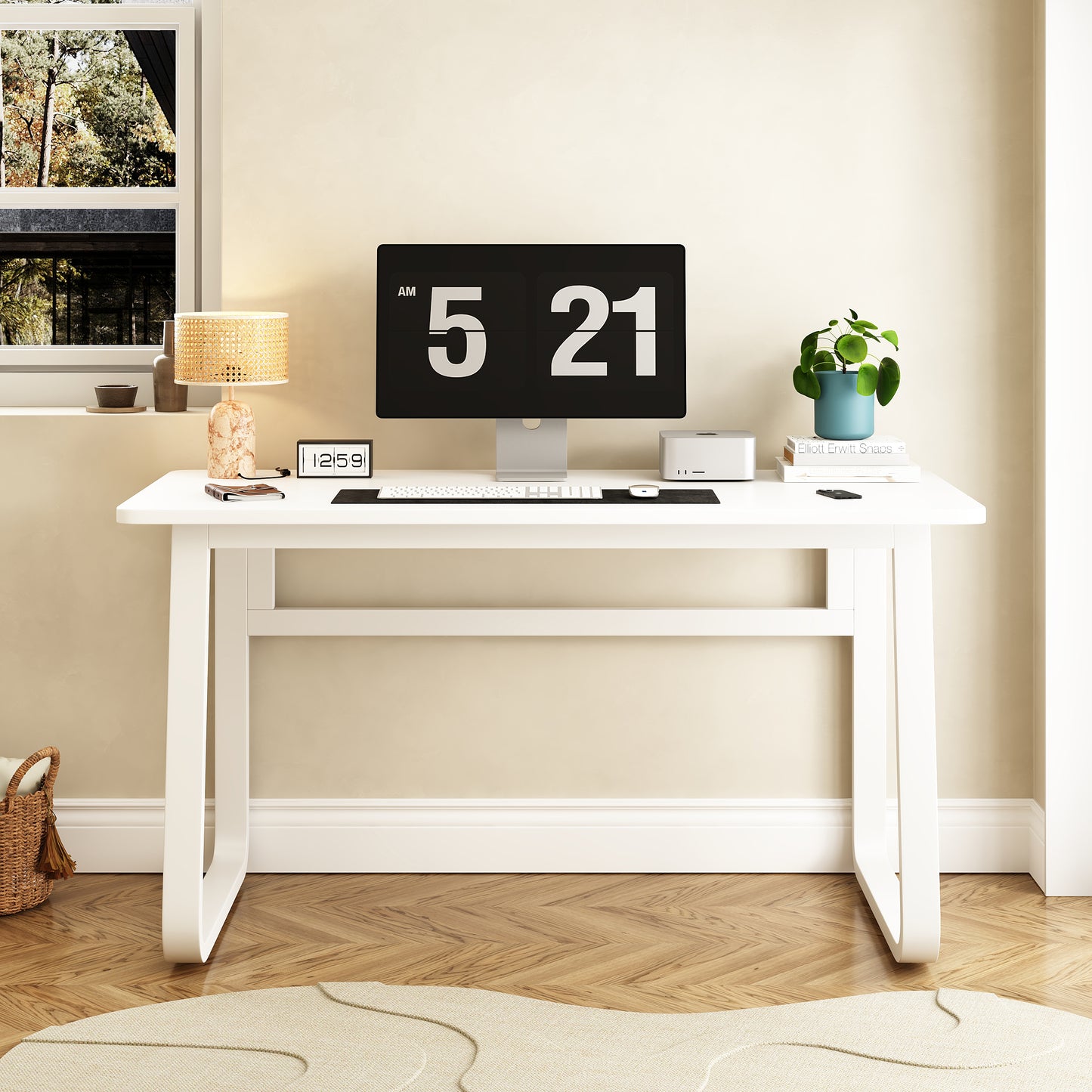 47.2-Inch Computer Desk Table, Simple Gaming and Writing Desk for Bedrooms and Home Offices