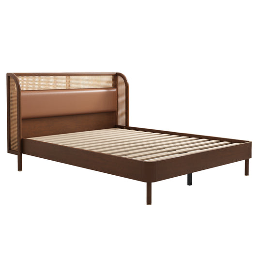 Moderna cama tamaño queen con plataforma de madera de ratán Cannage, acabado nogal para dormitorios elegantes