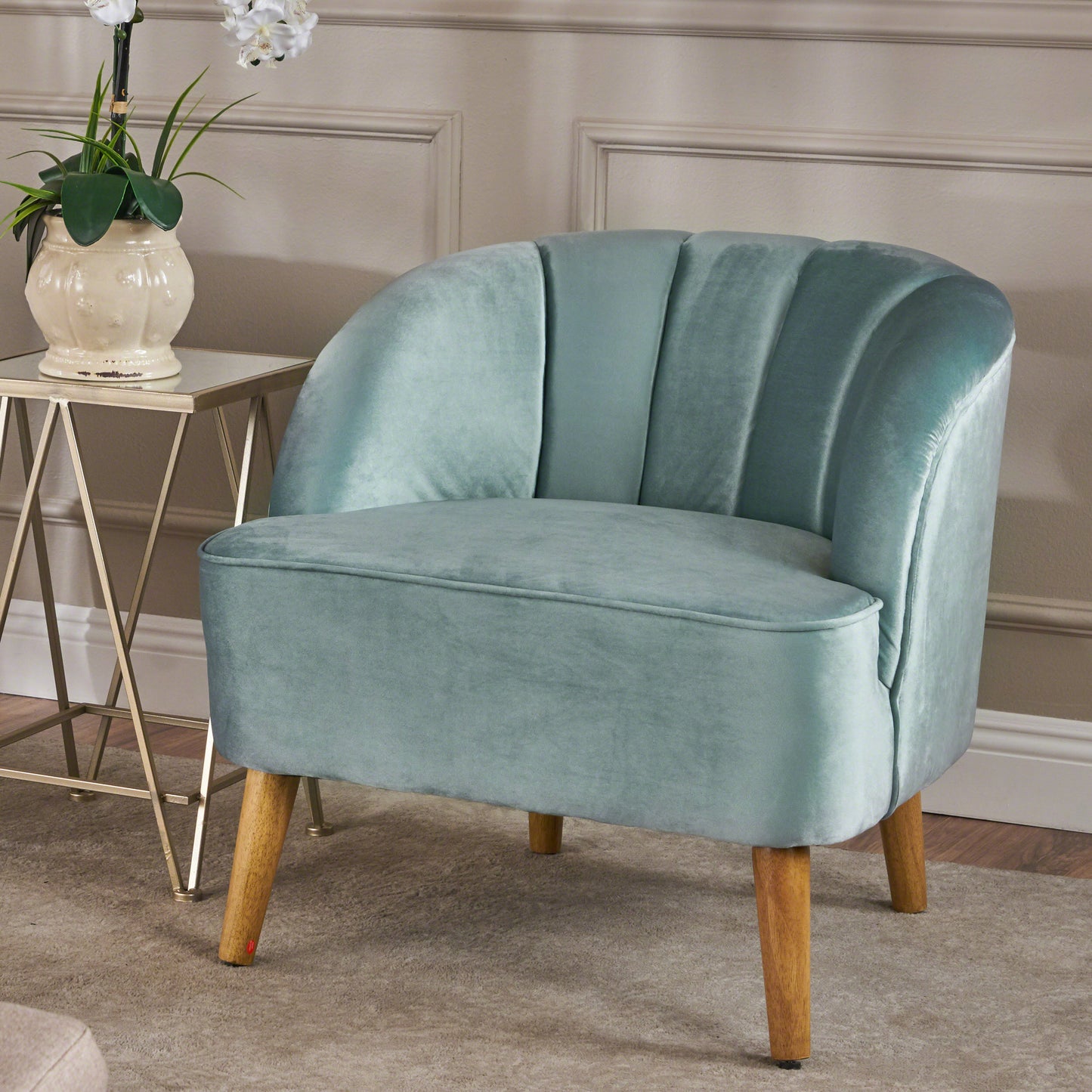 Velvet Chair, Luxurious Upholstered Design for Modern Living Rooms and Bedrooms