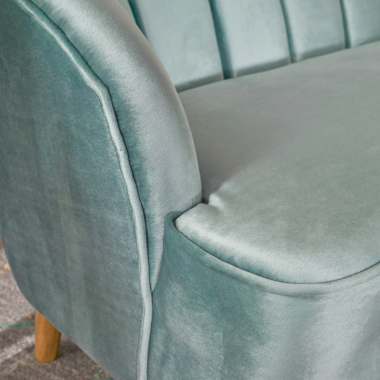 Velvet Chair, Luxurious Upholstered Design for Modern Living Rooms and Bedrooms